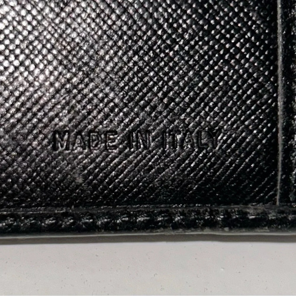 Prada Black Saffiano Leather Wallet (missing clamp) - Picture 8 of 15